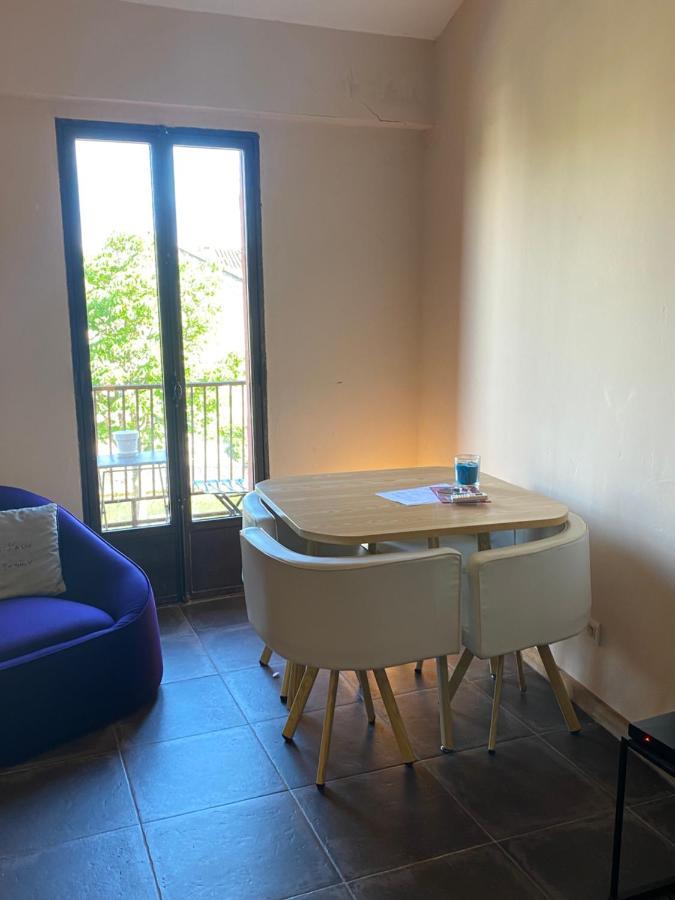Ferienwohnung 13 Quai Jean Jaures LʼIsle-sur-la-Sorgue Exterior foto